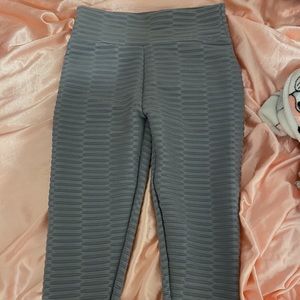 Tik Tok Gray Scrunched Leggings 💕